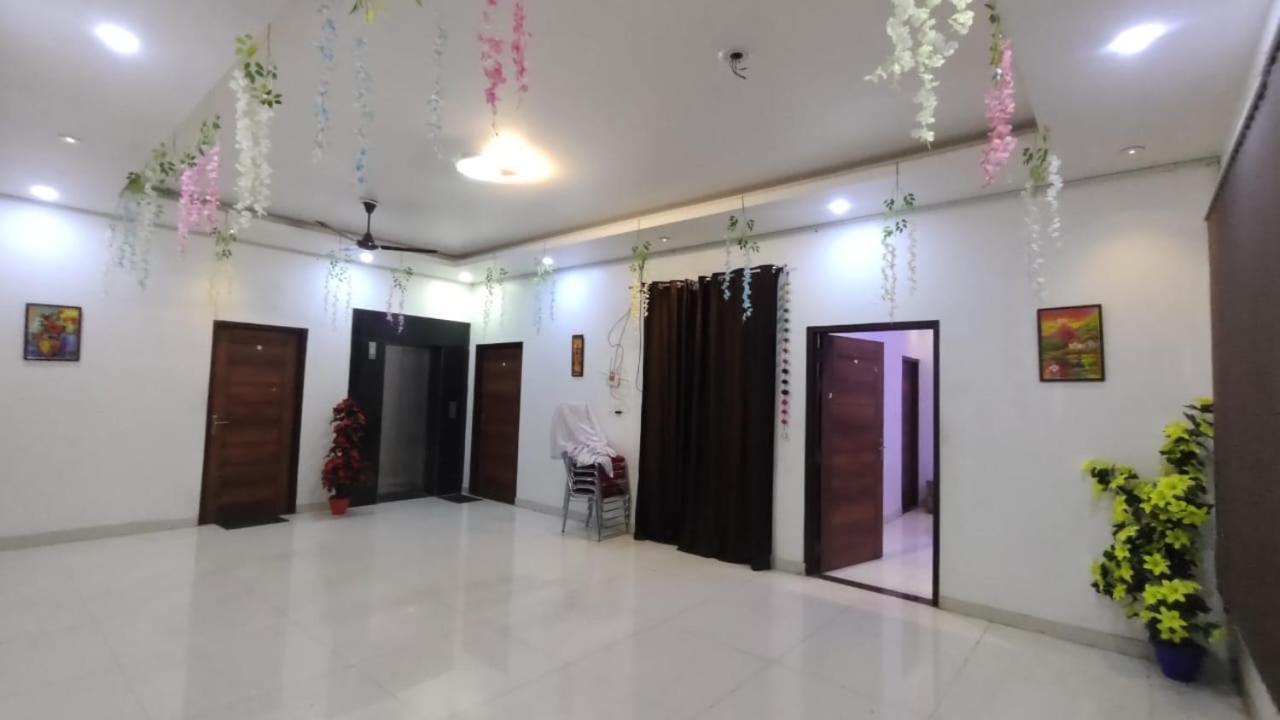 Mauji'S Villa Hotel & Guest House Allāhābād Junction 外观 照片