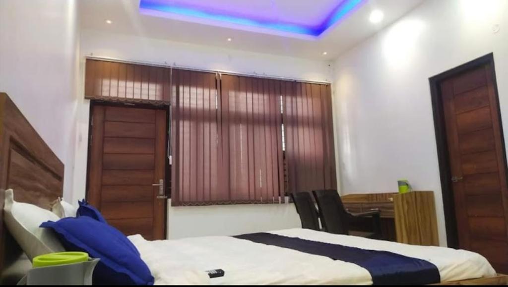 Mauji'S Villa Hotel & Guest House Allāhābād Junction 外观 照片