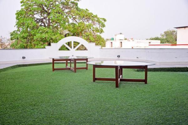 Mauji'S Villa Hotel & Guest House Allāhābād Junction 外观 照片