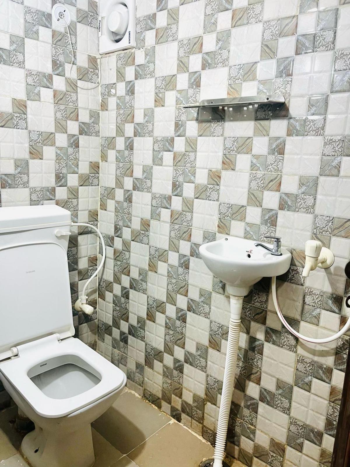 Mauji'S Villa Hotel & Guest House Allāhābād Junction 外观 照片