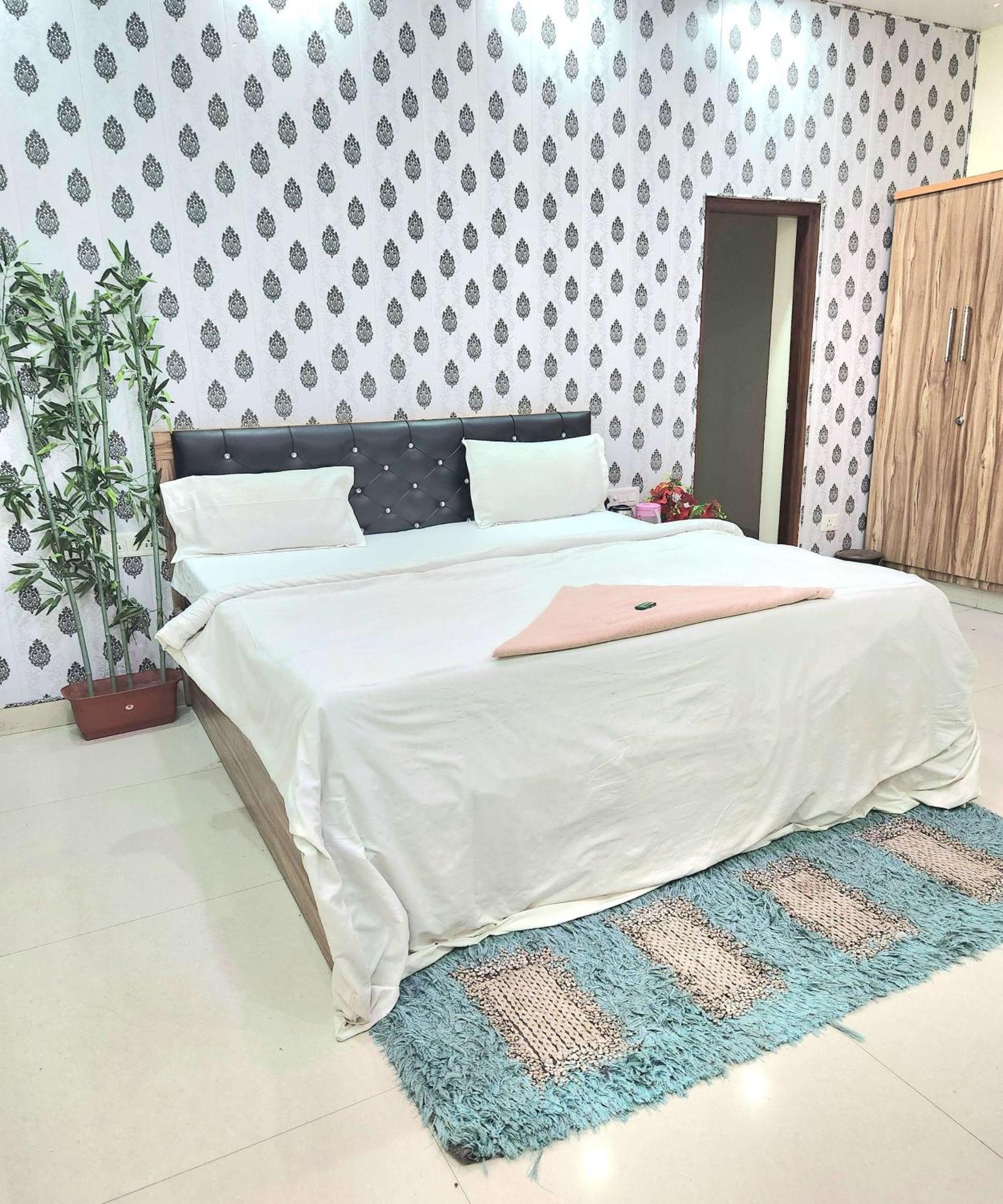 Mauji'S Villa Hotel & Guest House Allāhābād Junction 外观 照片